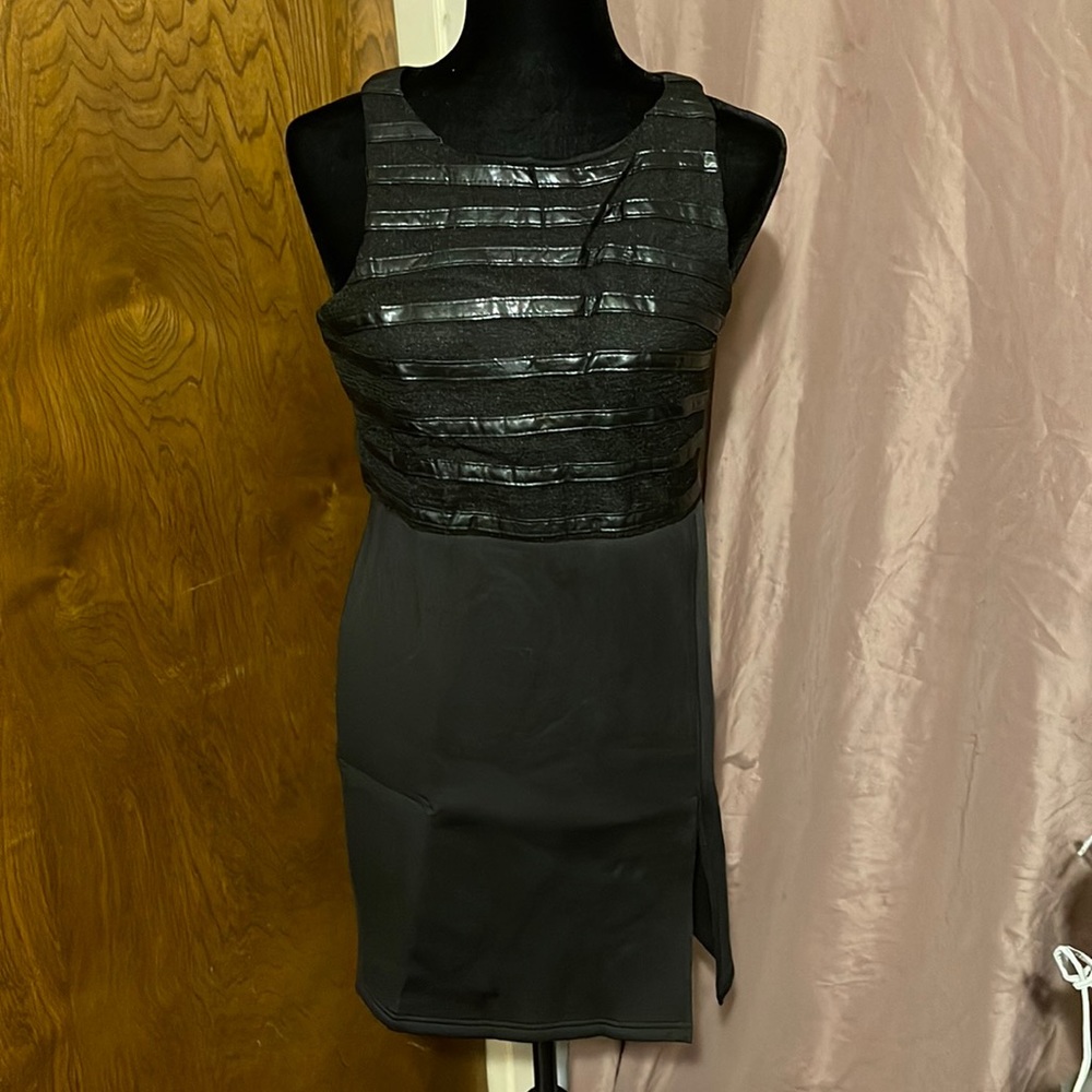 Lucy & Co. faux leather stripe body con mini dress,NWT,sz.S